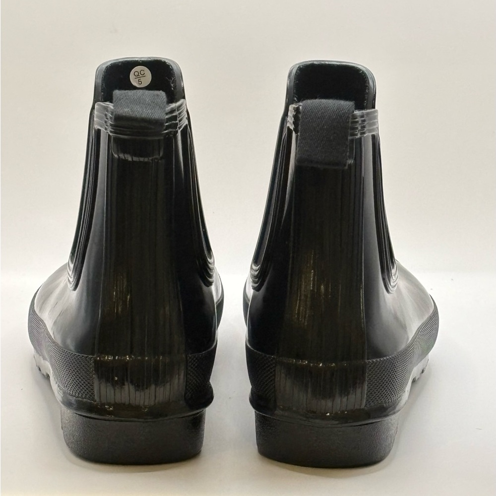 Hunter Black Chelsea Rain Boots - Picture 3 of 3